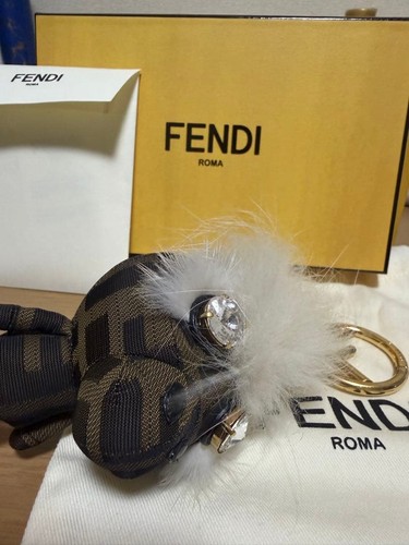 Fendi charm - fendi,