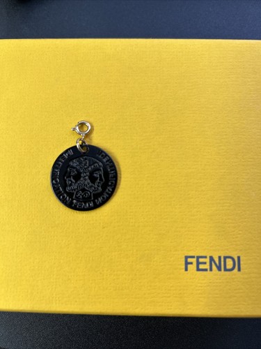 100 authentic fendi - authentic,