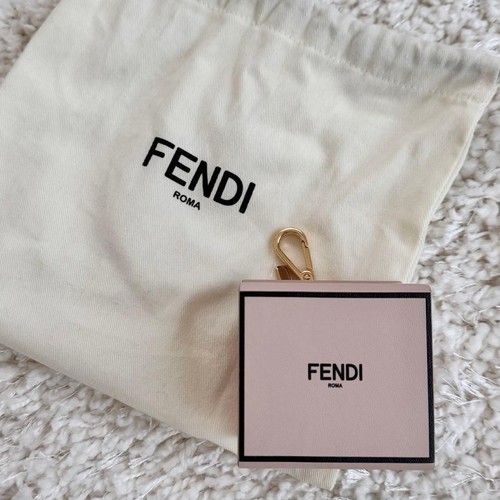 Fendi charm - fendi,
