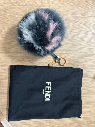 Beautiful fendi fur - ⭐︎beautiful, fendi⭐︎fur