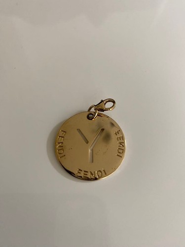 Fendi gold logo charm - gold,
